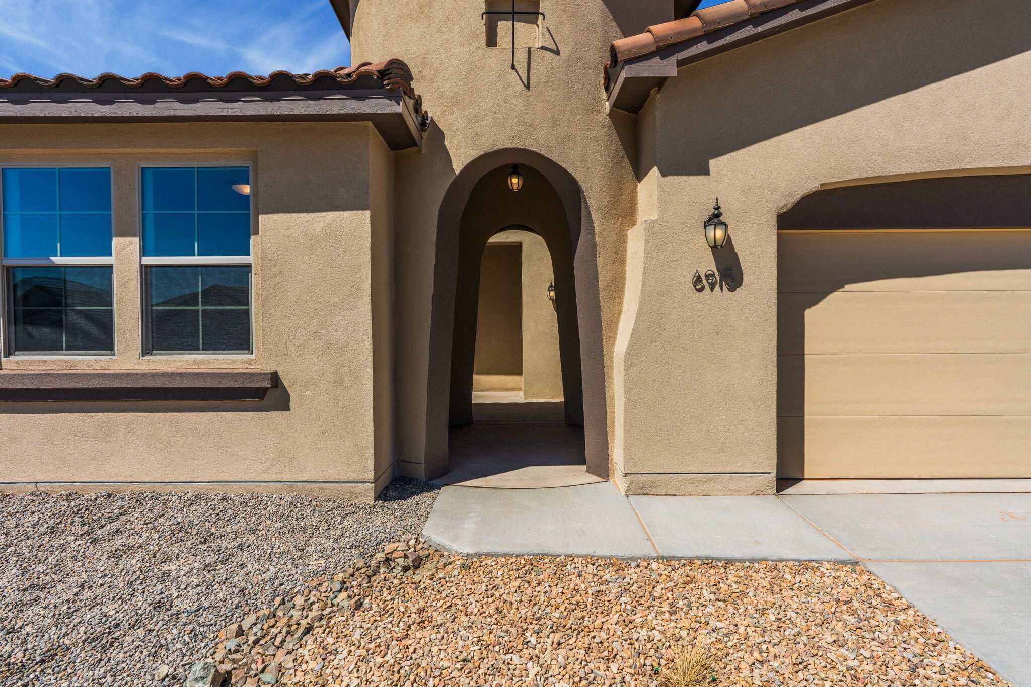 6915 Zachary Road NE