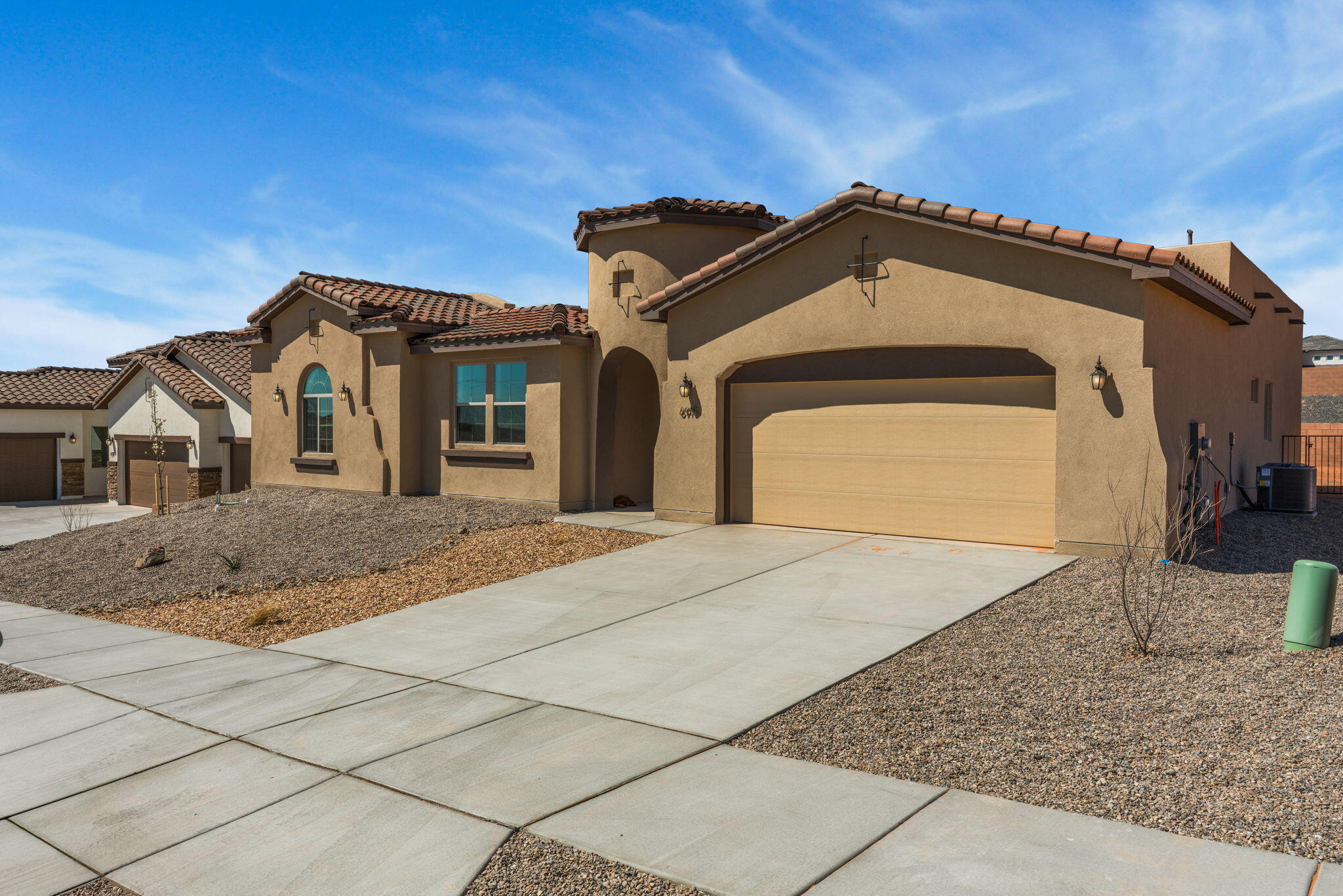 6915 Zachary Road NE