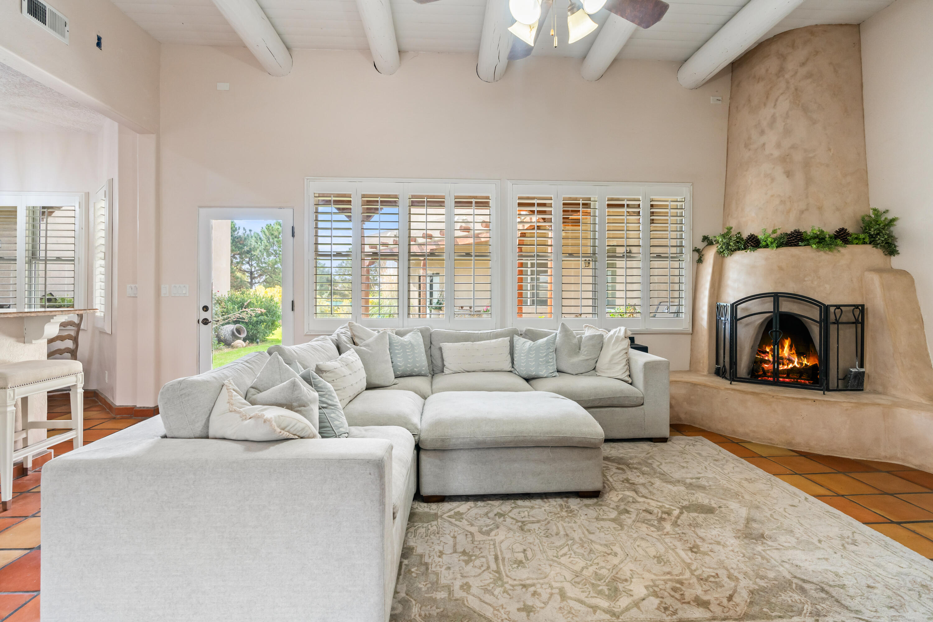 9510 Modesto Avenue NE