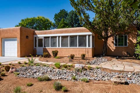 Homes For Sale - 3822 La Hacienda Drive<br/> Bernalillo County, Albuquerque, NM 87110