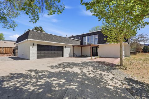 200 Sharon Drive NE Albuquerque NM 87123