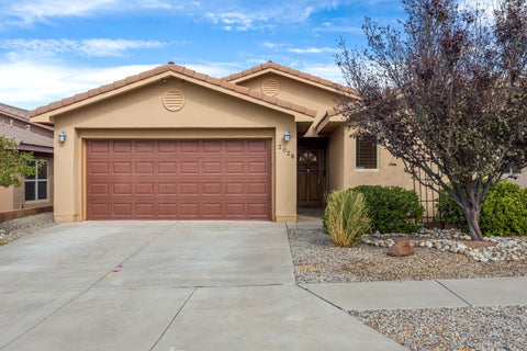 Homes For Sale - 2028 Mountaineer Drive<br/> Albuquerque, NM 87123
