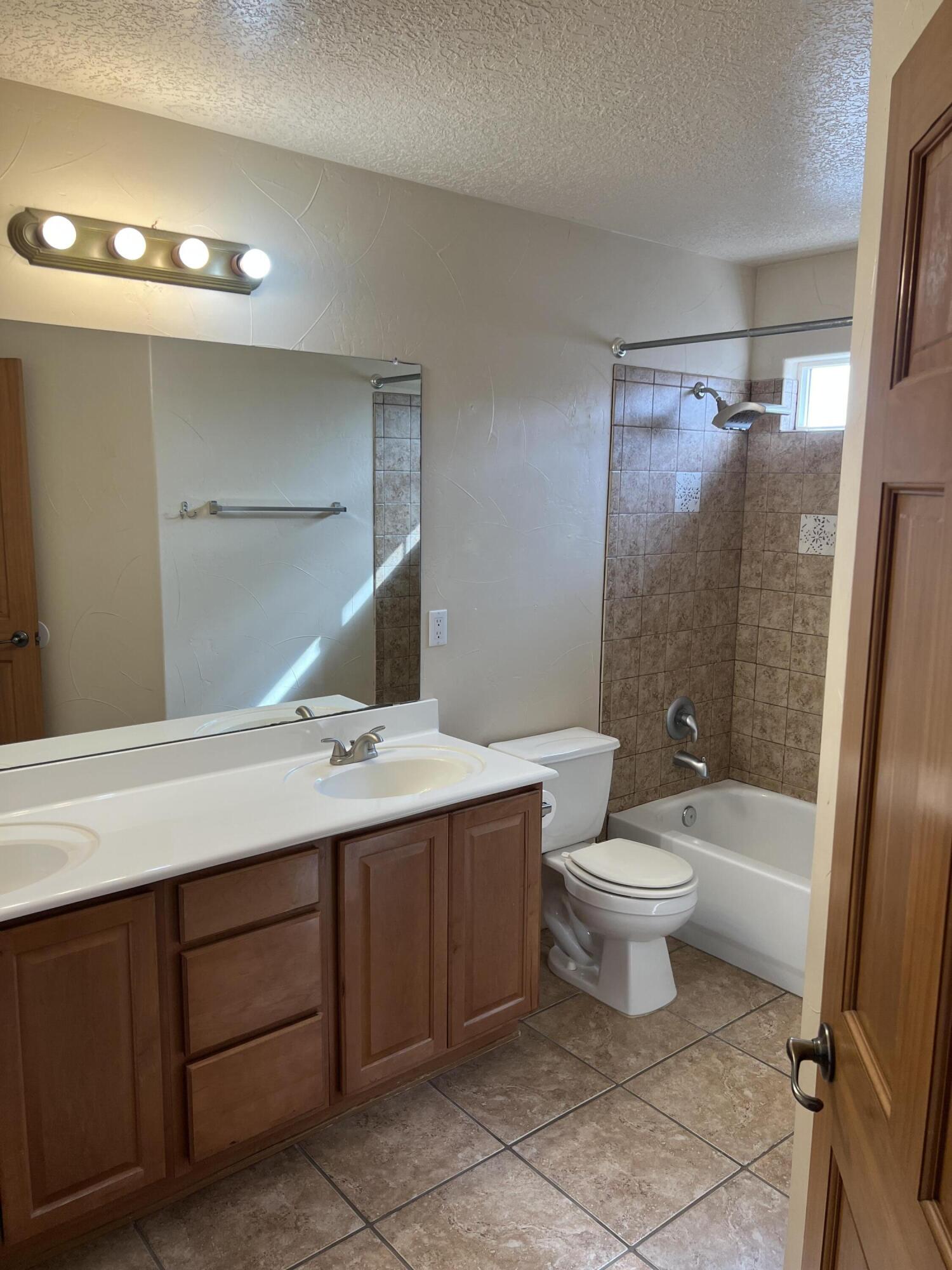 8719 Cuevita Court, Albuquerque, New Mexico image 17