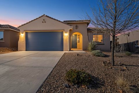 Photo of 4712 Bienvenido A Casa, Santa Fe, NM 87507 (MLS # 1095895)