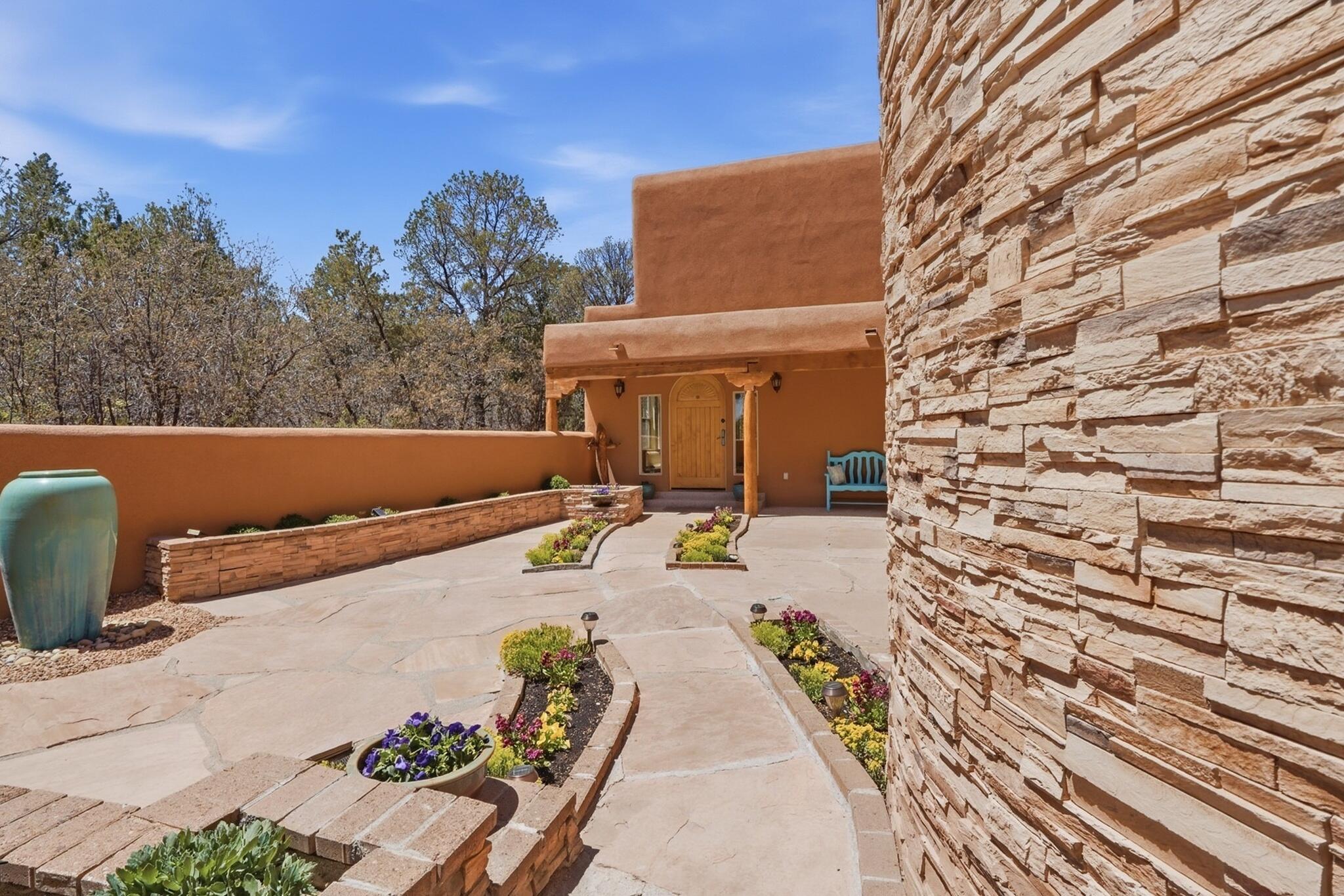 26 Canyon Ridge Drive