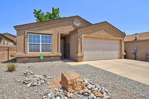 Photo of 9509 Valle Vidal Place SW, Albuquerque, NM 87121 (MLS # 1107046)
