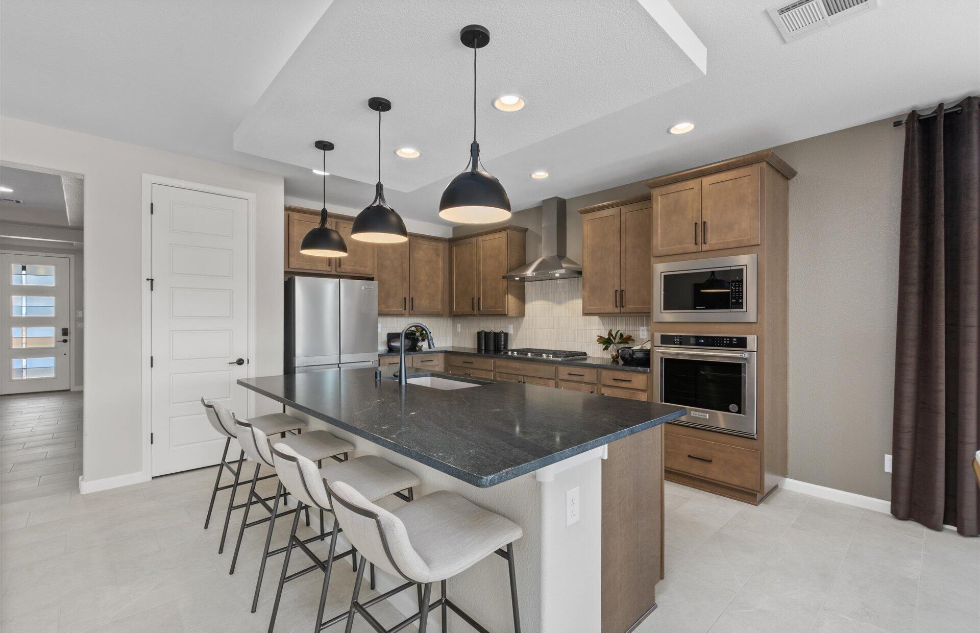 2201 Sandra Loop NE