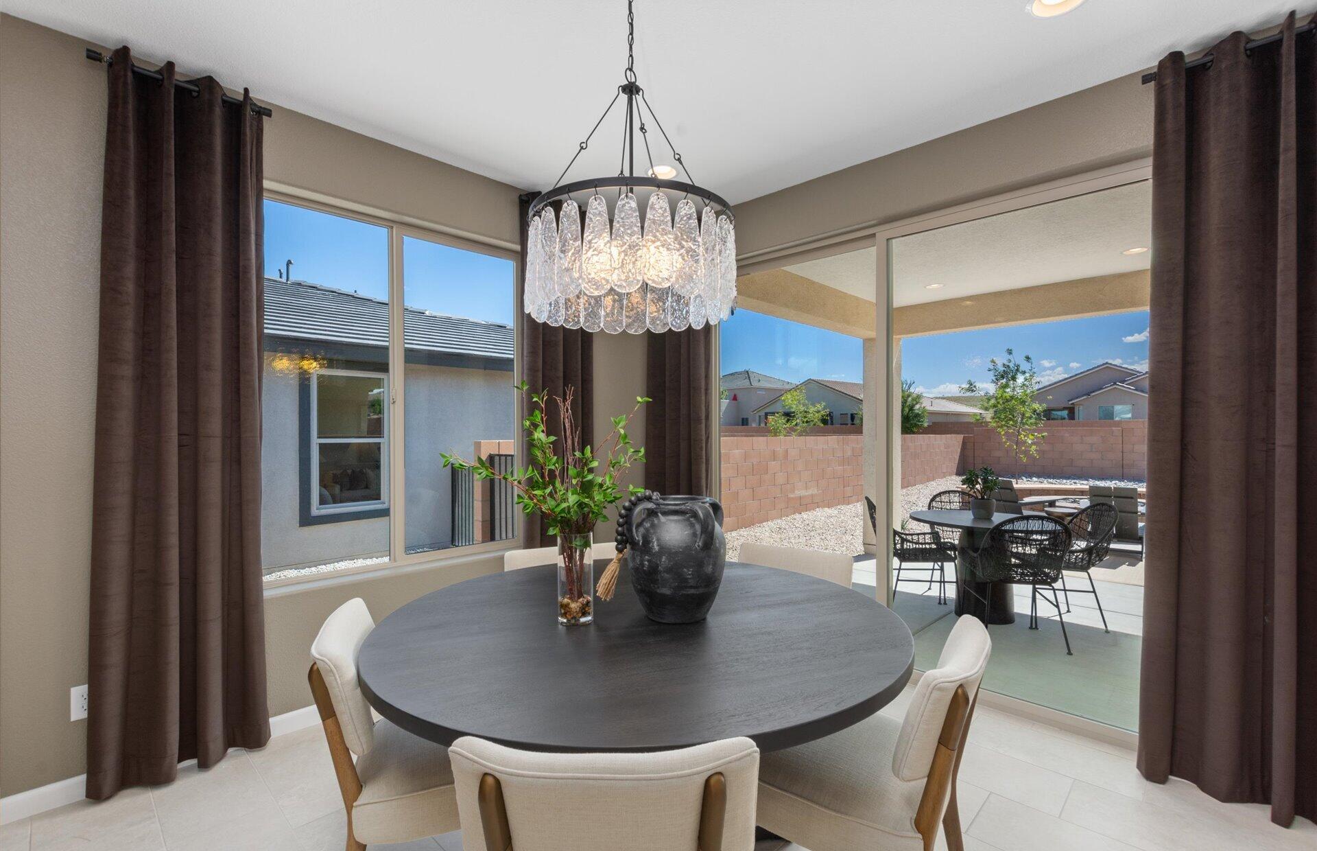 2201 Sandra Loop NE