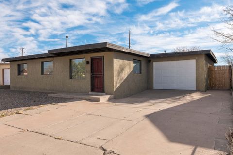 1528 55th Street NW Albuquerque NM 87105