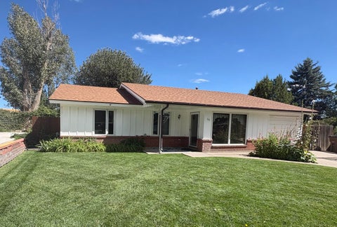 Photo of 88 Granada Drive, White Rock, NM 87547 (MLS # 1111707)