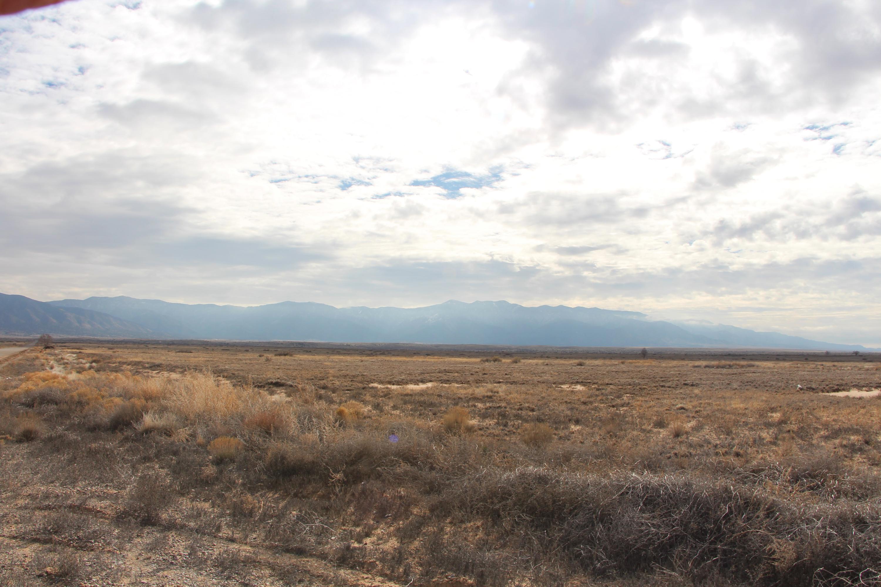 Rio Del Oro Loop N, Los Lunas, New Mexico image 2