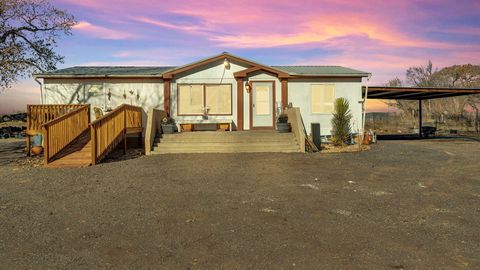 15 Valle Lobo Los Lunas NM 87031
