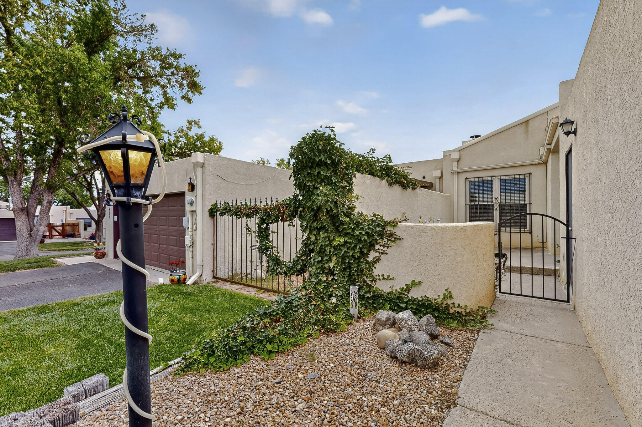 3288 ESPLANADE Circle SE