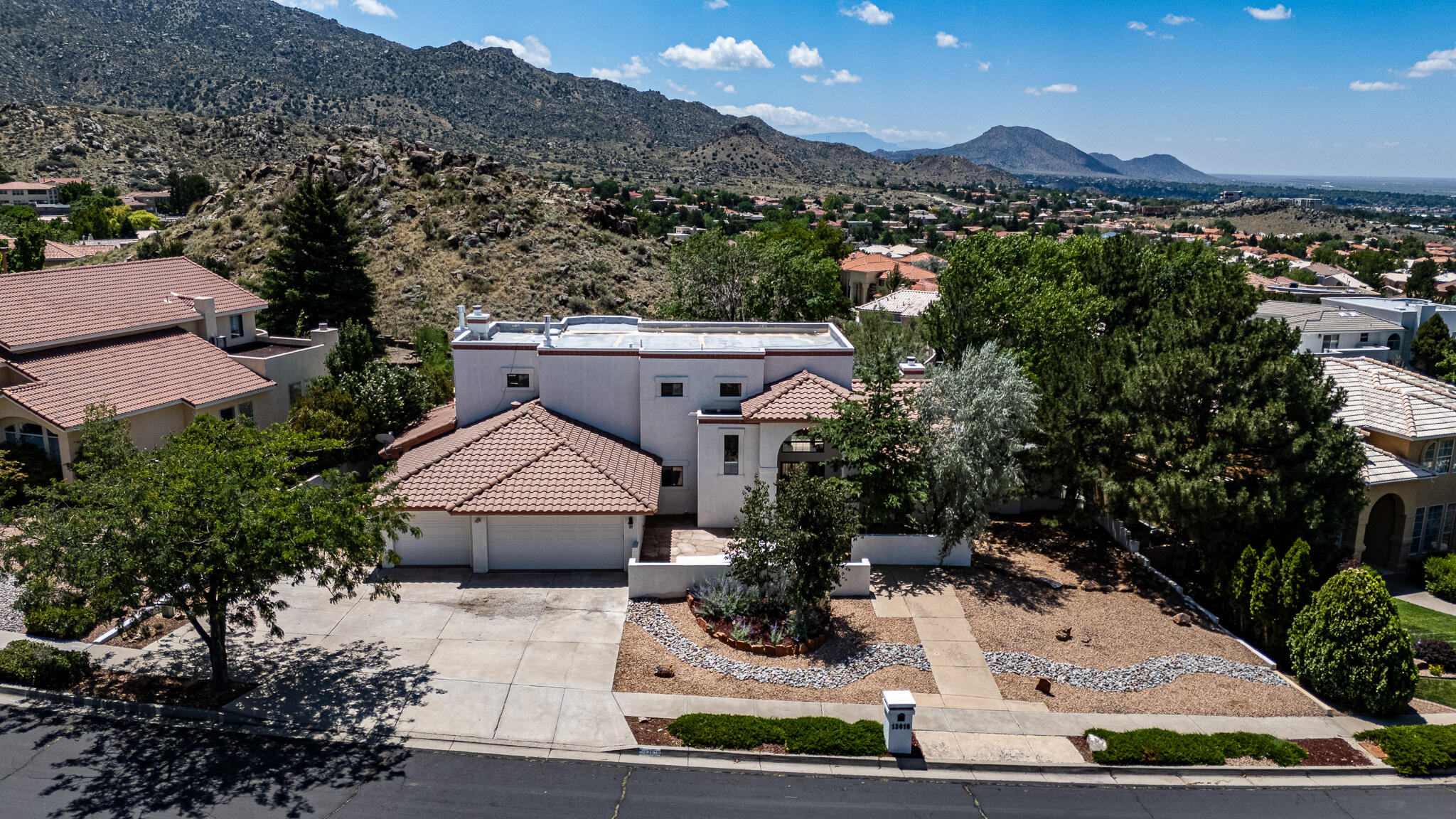 13616 Crested Butte Drive, Albuquerque, New Mexico image 2