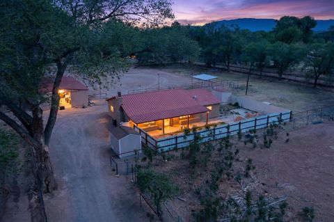 2135 Sunshine Road SW Albuquerque NM 87105