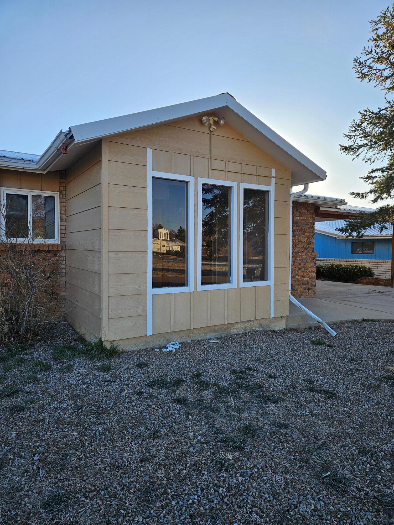 2036 Mark Drive, Las Vegas, New Mexico image 3