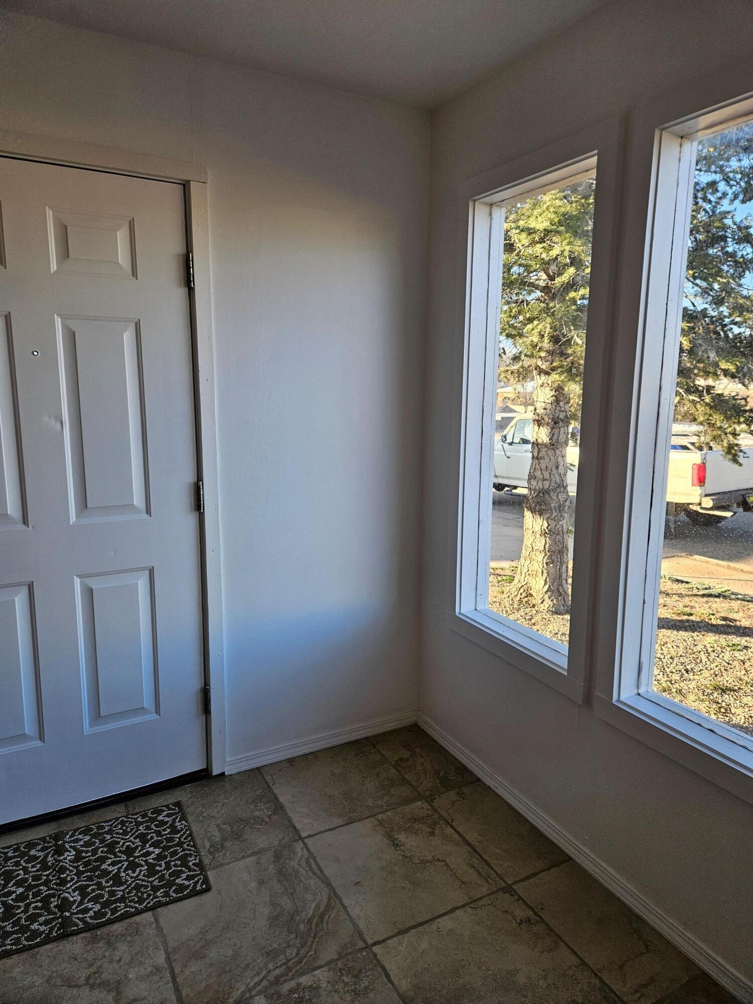 2036 Mark Drive, Las Vegas, New Mexico image 4
