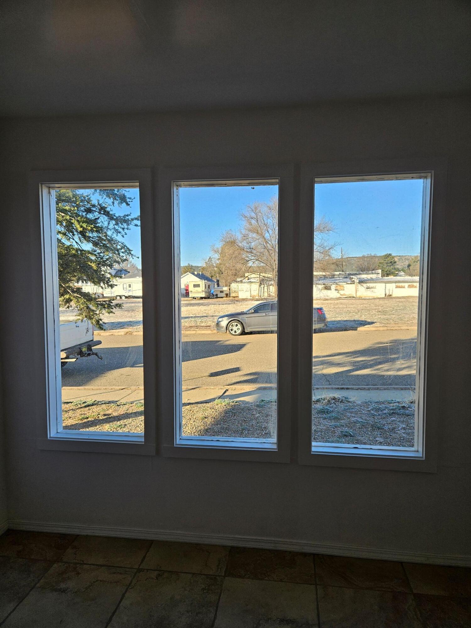 2036 Mark Drive, Las Vegas, New Mexico image 5