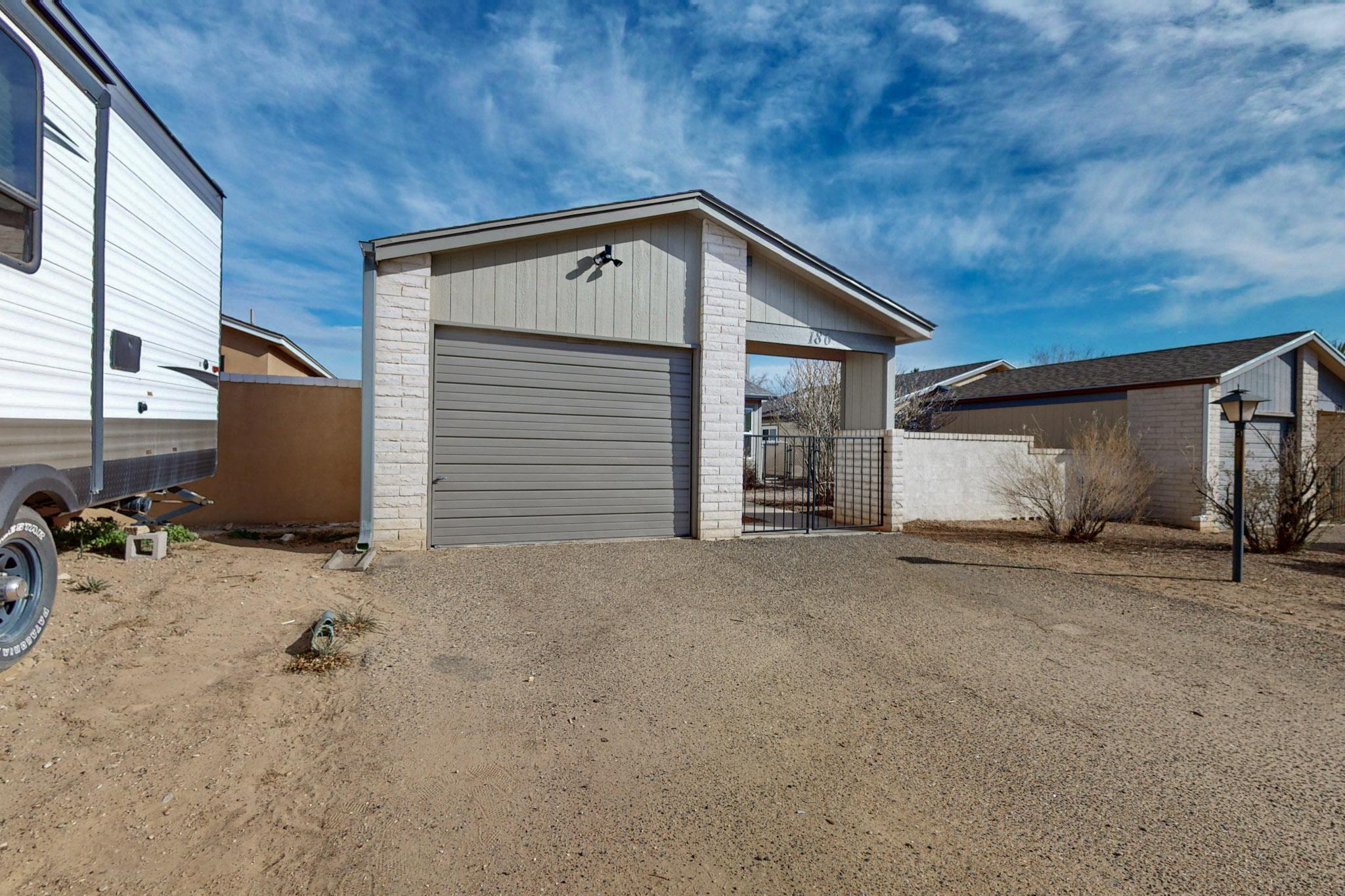 186 Mica Drive, Rio Rancho, New Mexico image 3