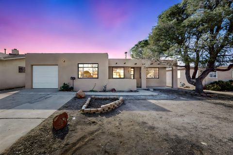 Photo of 9612 Prospect Avenue NE, Albuquerque, NM 87112 (MLS # 1077737)