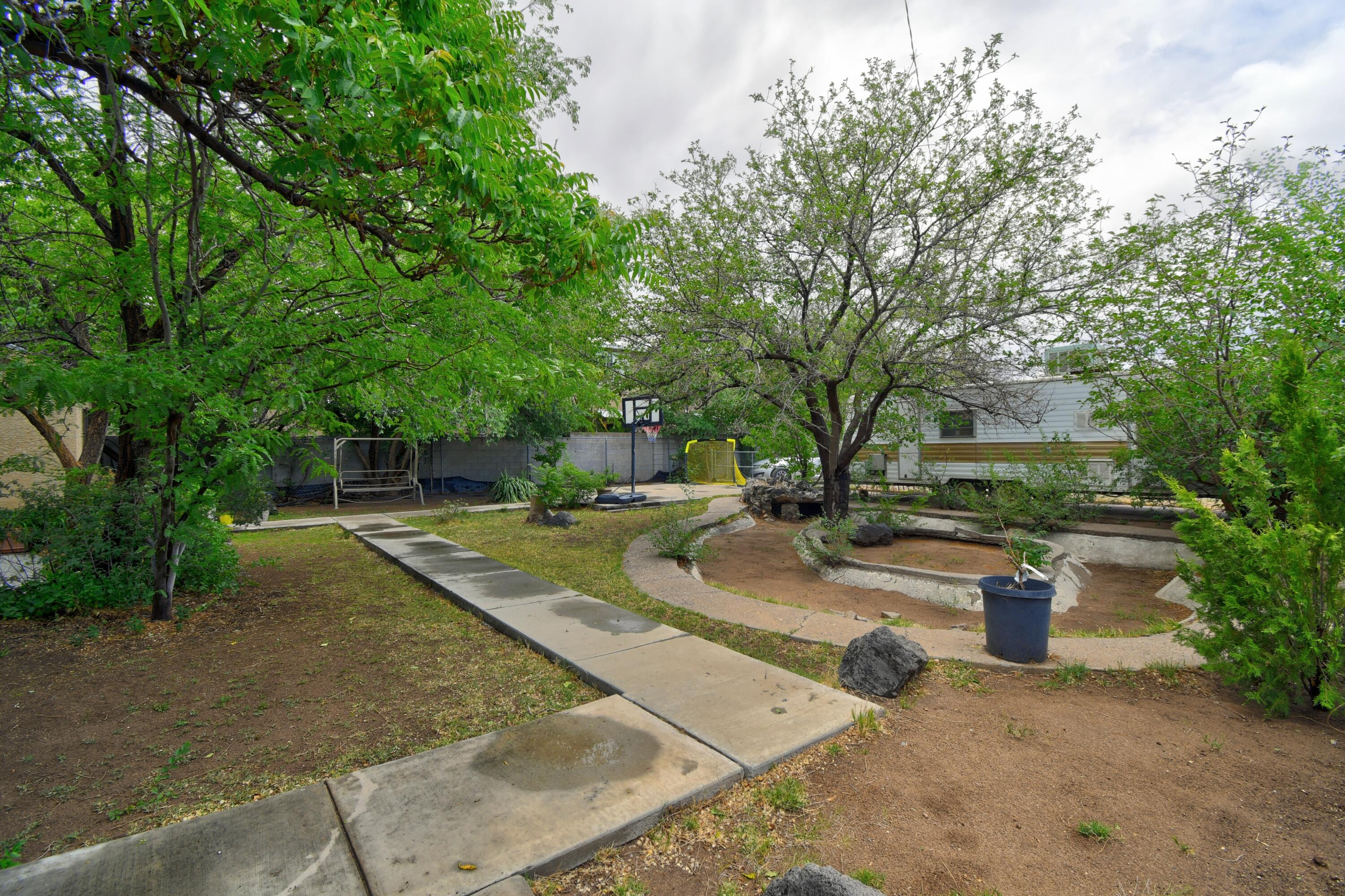 840 Griegos Road, Albuquerque, New Mexico image 19