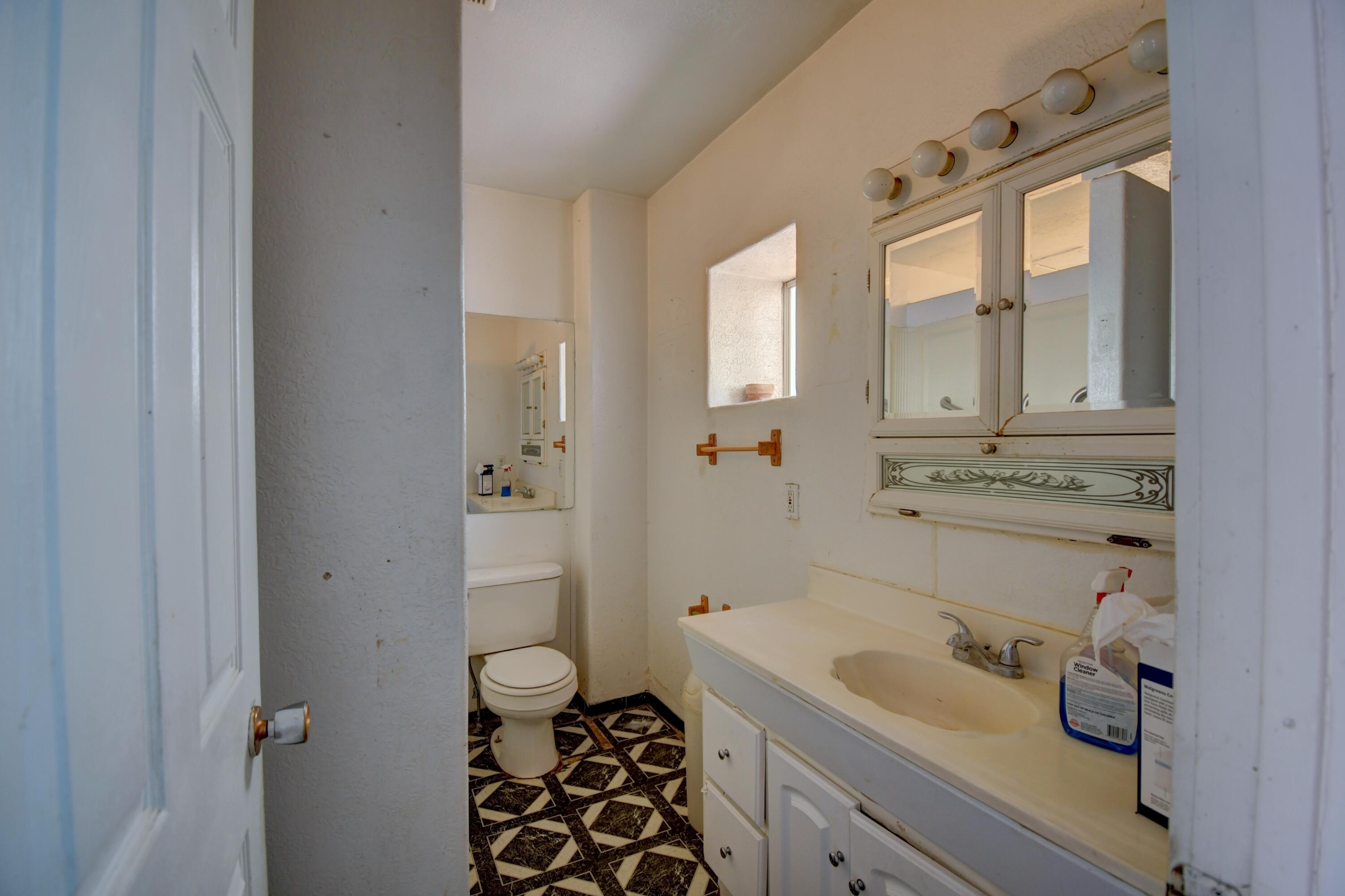 840 Griegos Road, Albuquerque, New Mexico image 12