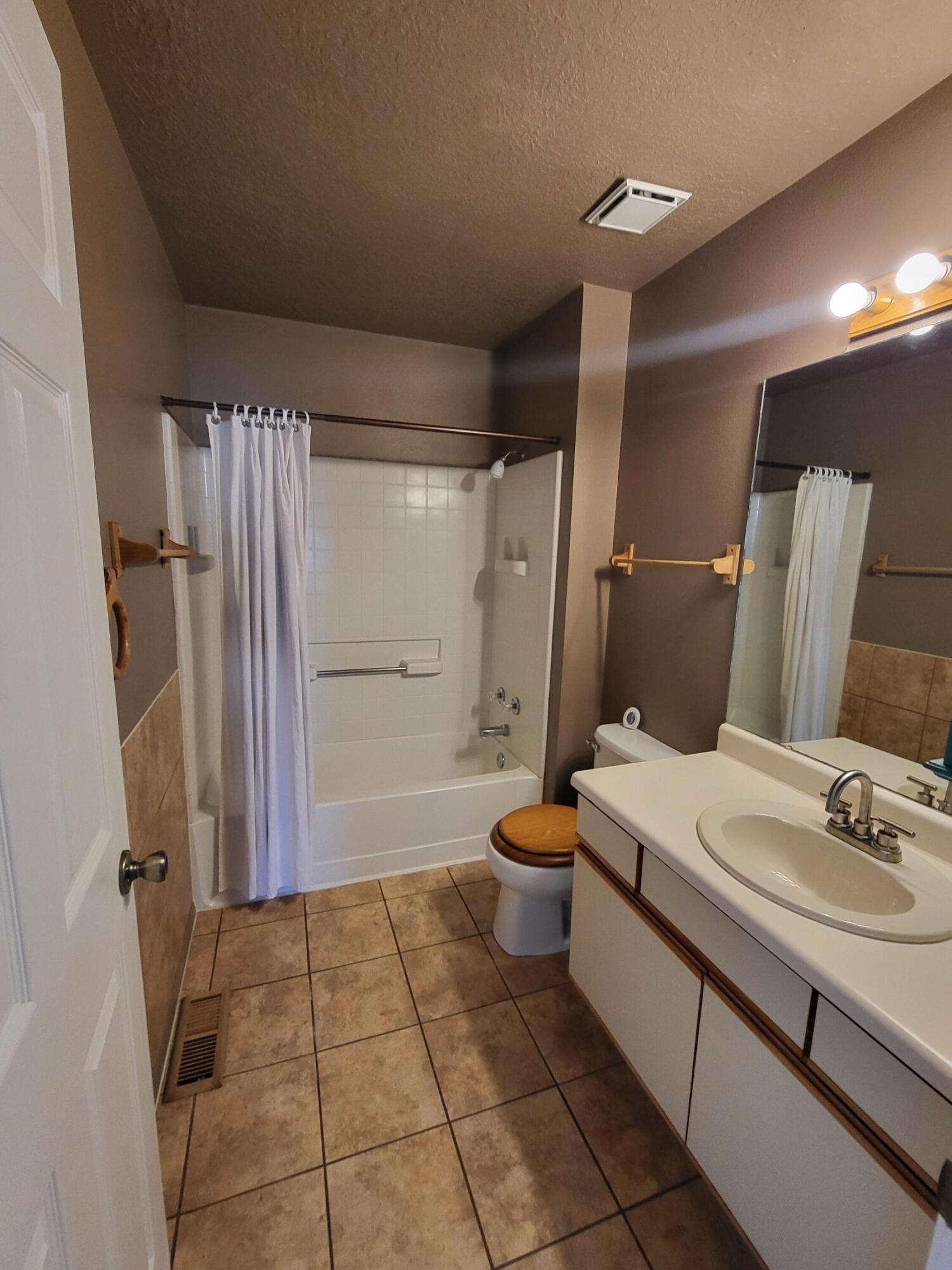 1713 Blueberry Drive, Rio Rancho, New Mexico image 24