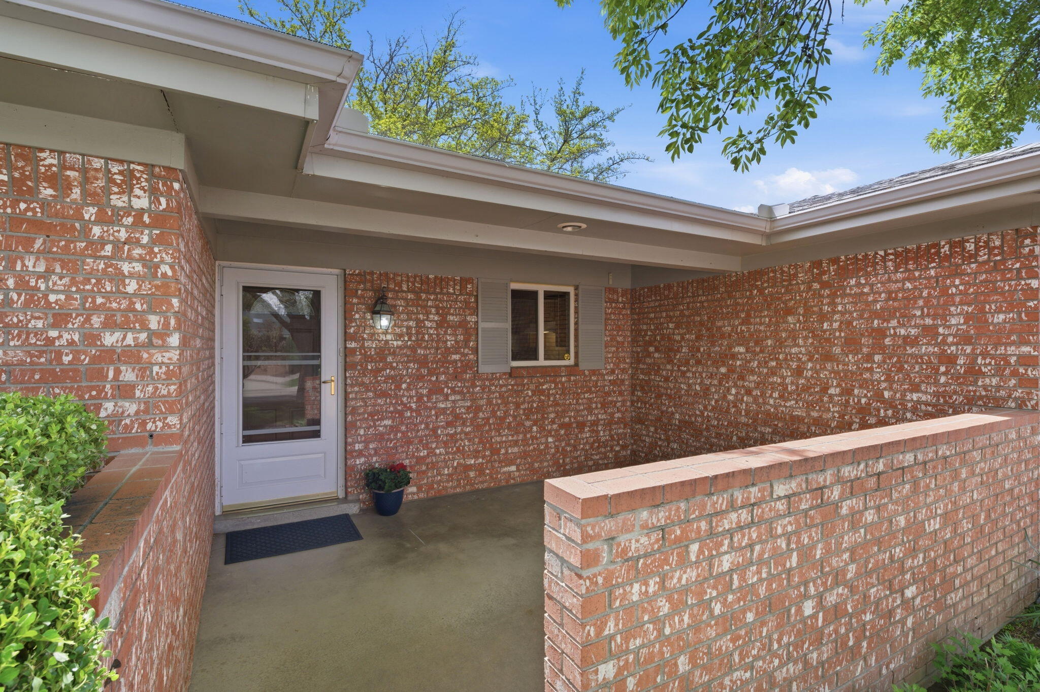 7008 Carriage Road NE