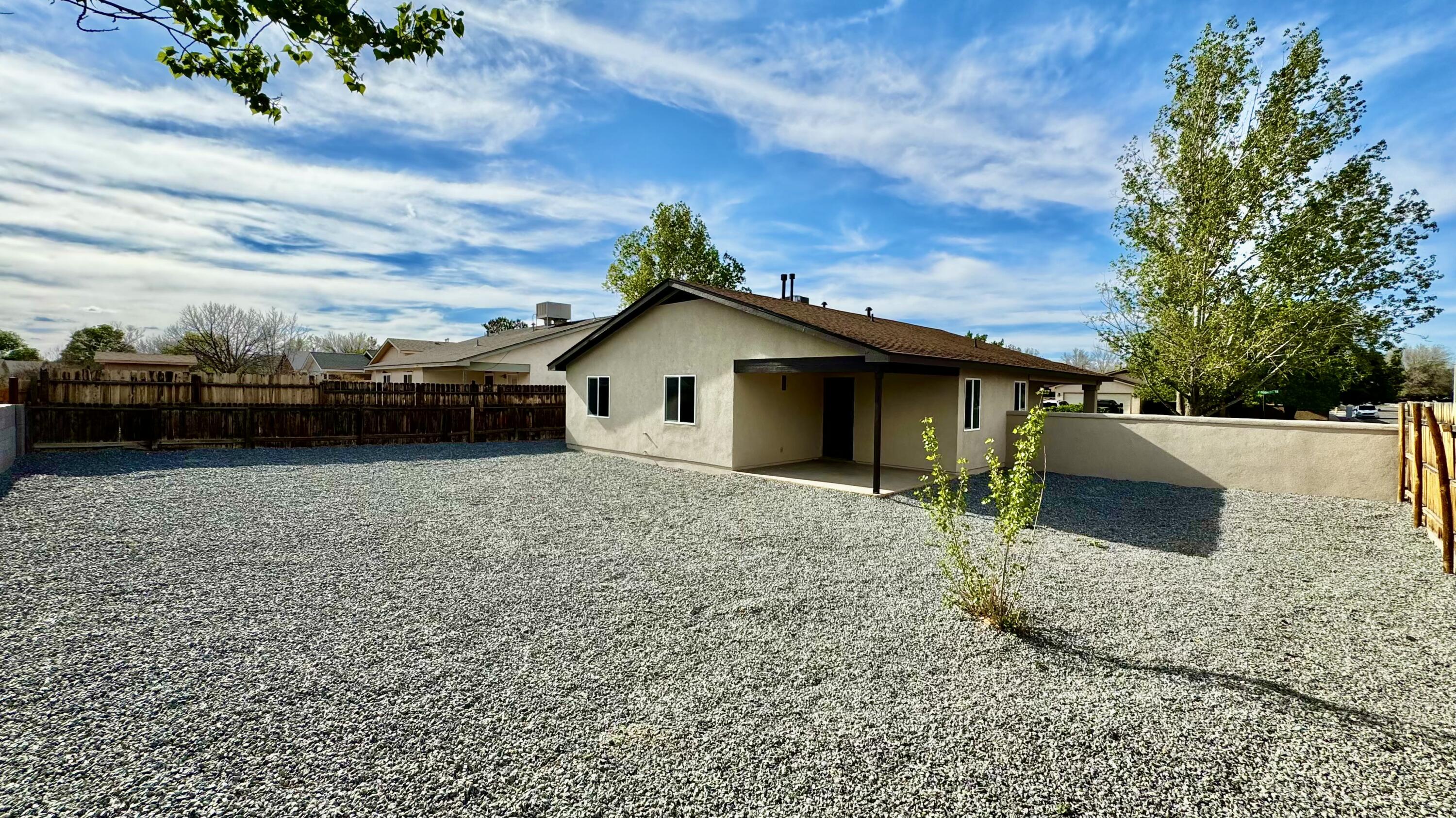 936 Perry Meadows Drive, Rio Rancho, New Mexico image 28