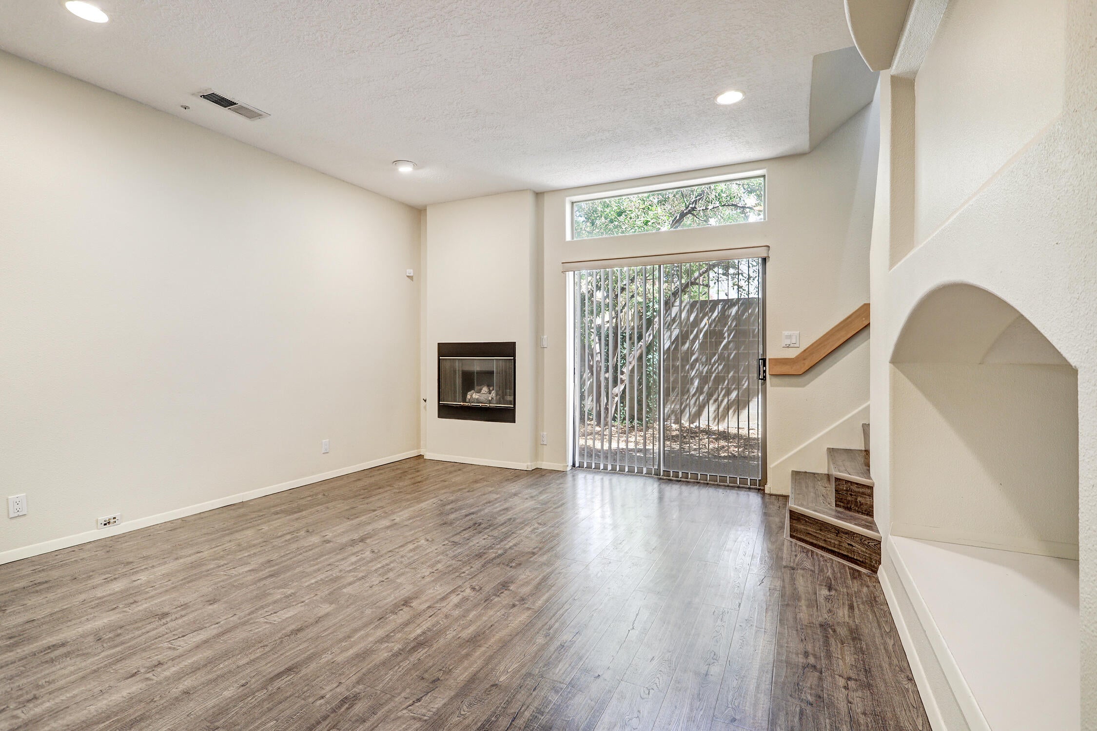 4211 Pitt Place NE UNIT 3