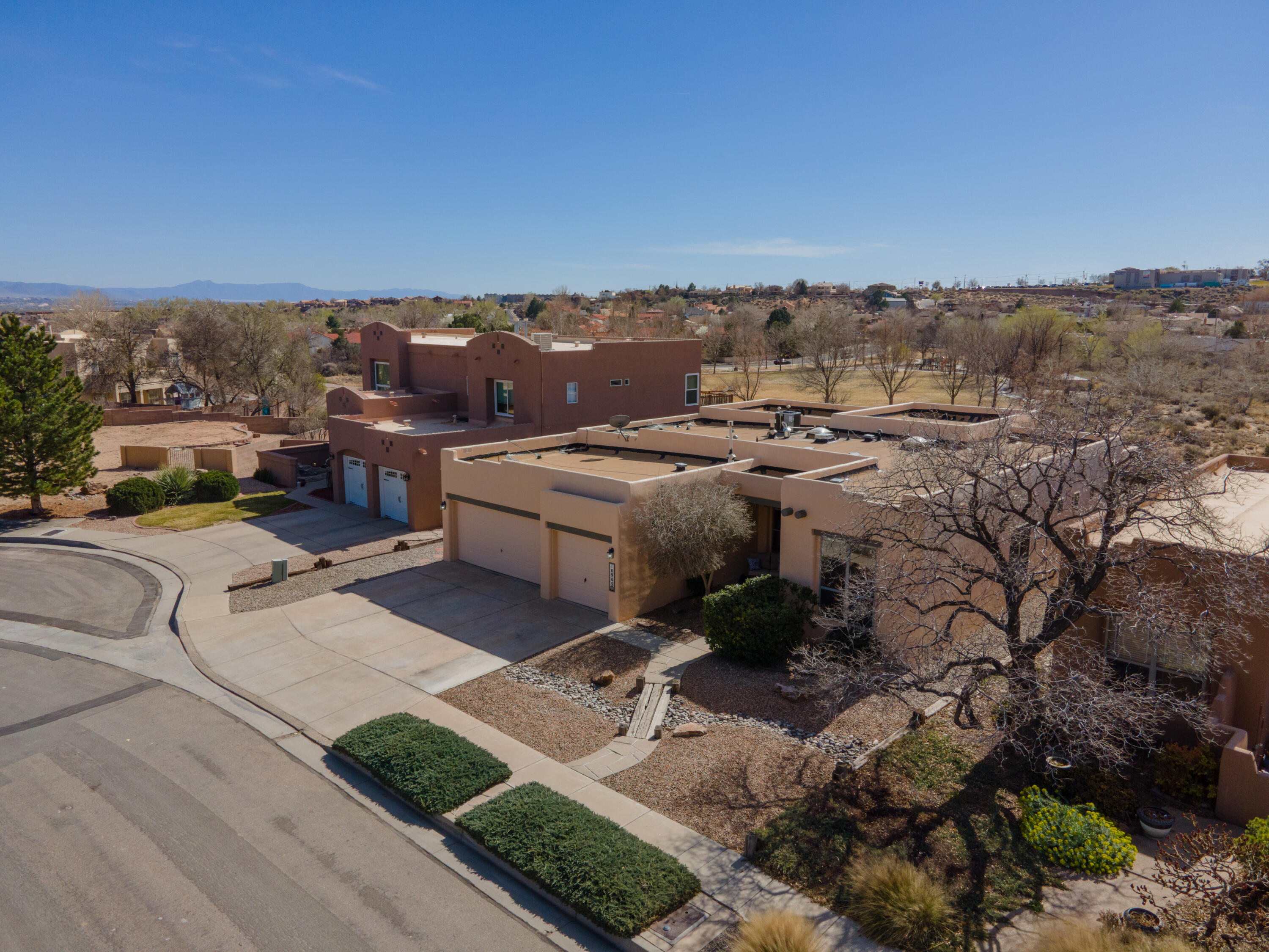 10905 Carreta Drive NW