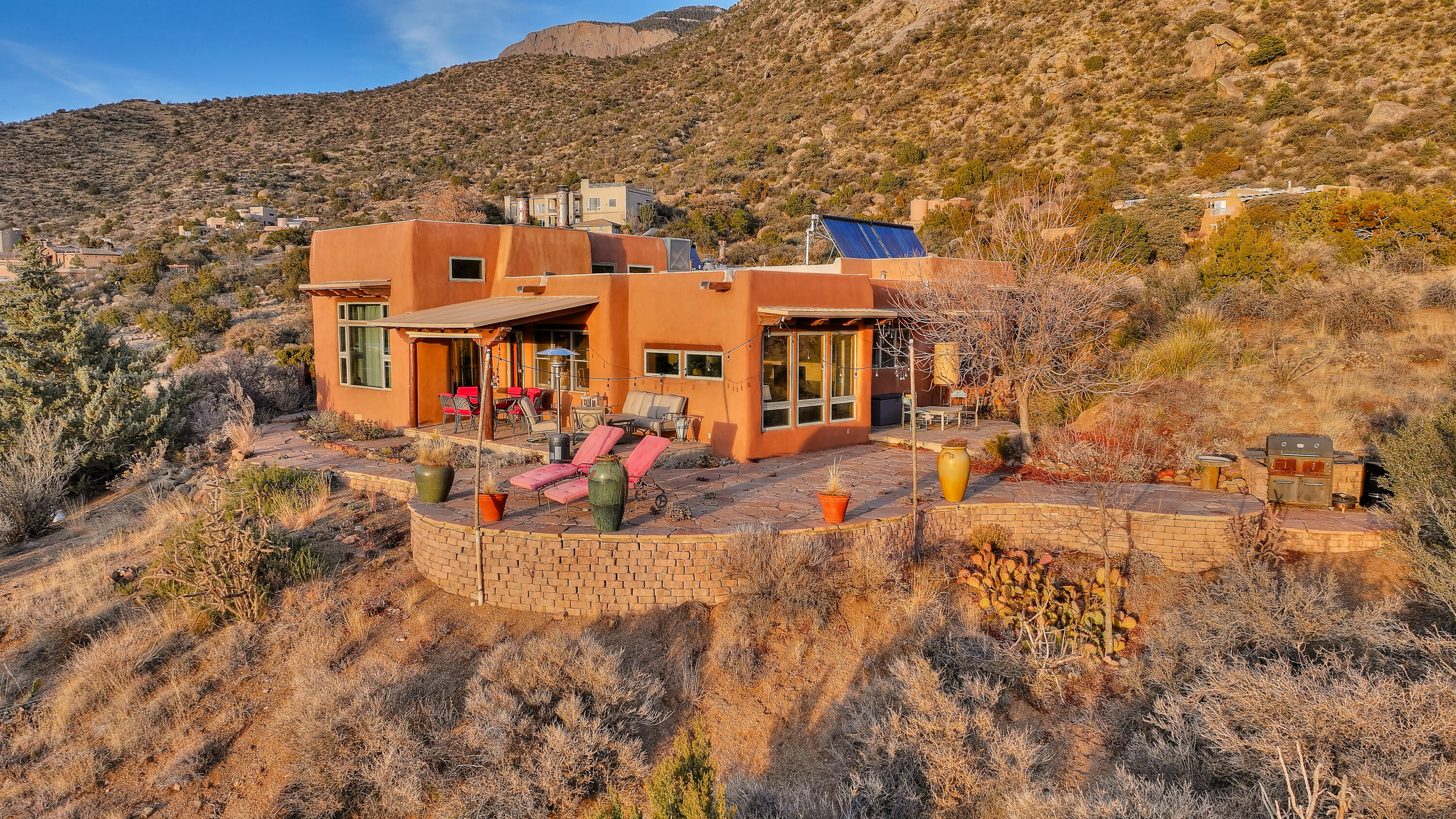 8 La Luz Trail NE