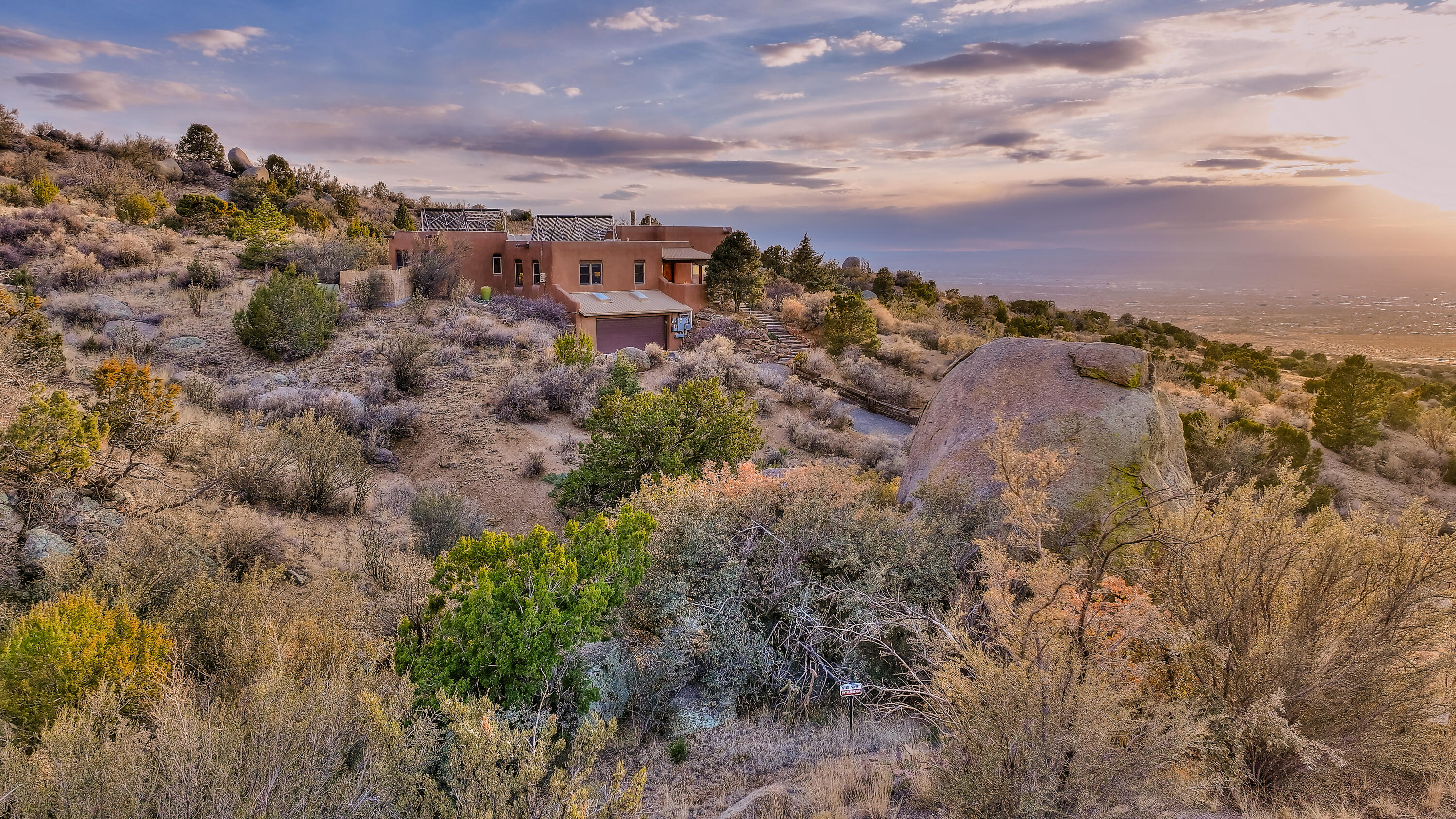 8 La Luz Trail NE