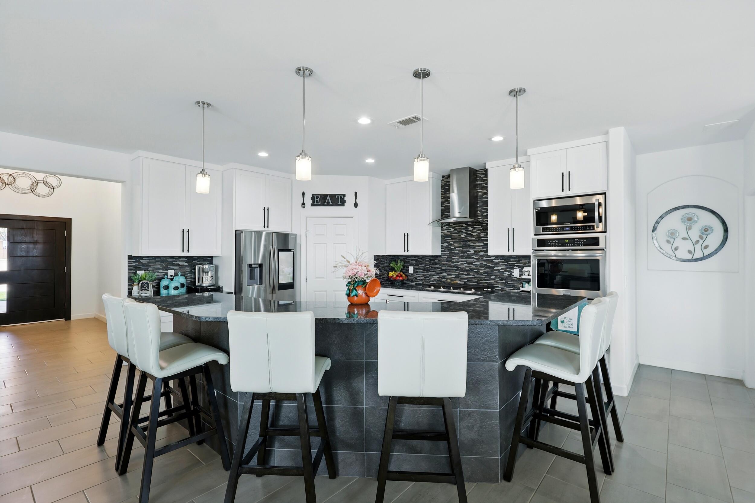 608 Southern Boulevard, Rio Rancho, New Mexico image 6