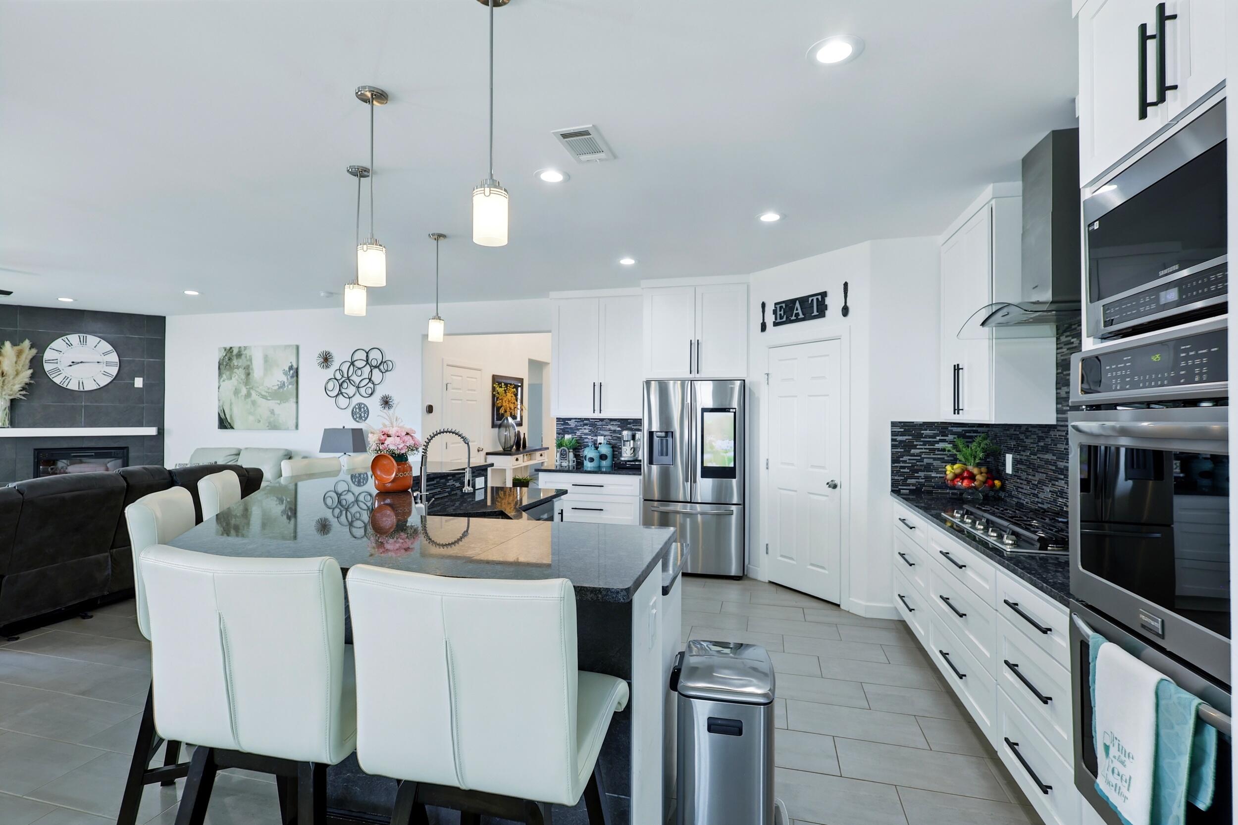 608 Southern Boulevard, Rio Rancho, New Mexico image 5