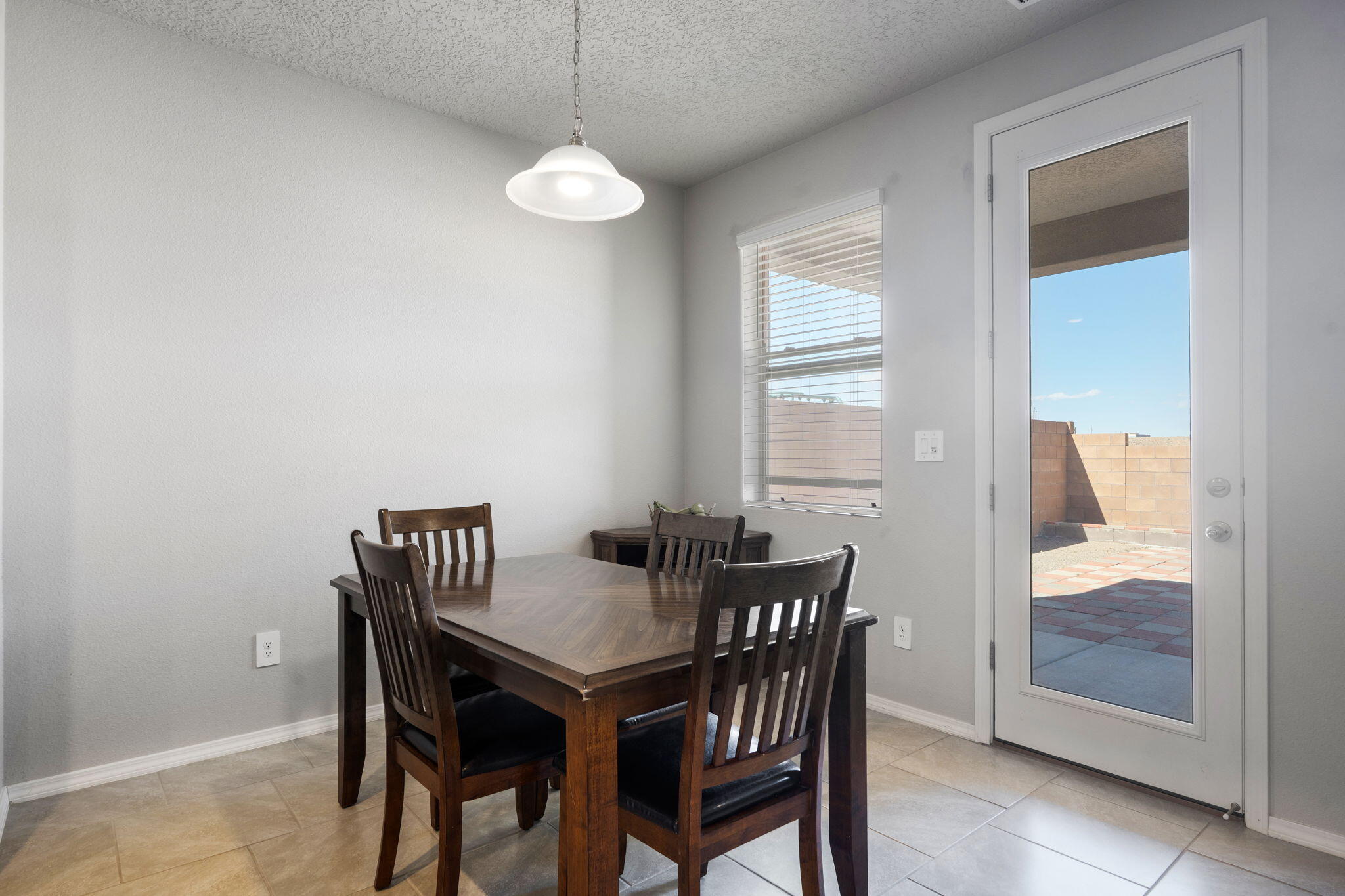 2001 Canyon Wren Court SE