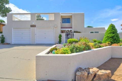 Photo of 13104 Bluecorn Maiden Trail NE, Albuquerque, NM 87112 (MLS # 1111118)