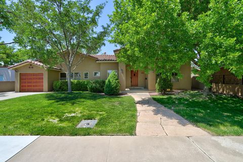 Photo of 1434 San Carlos Road SW, Albuquerque, NM 87104 (MLS # 1103520)