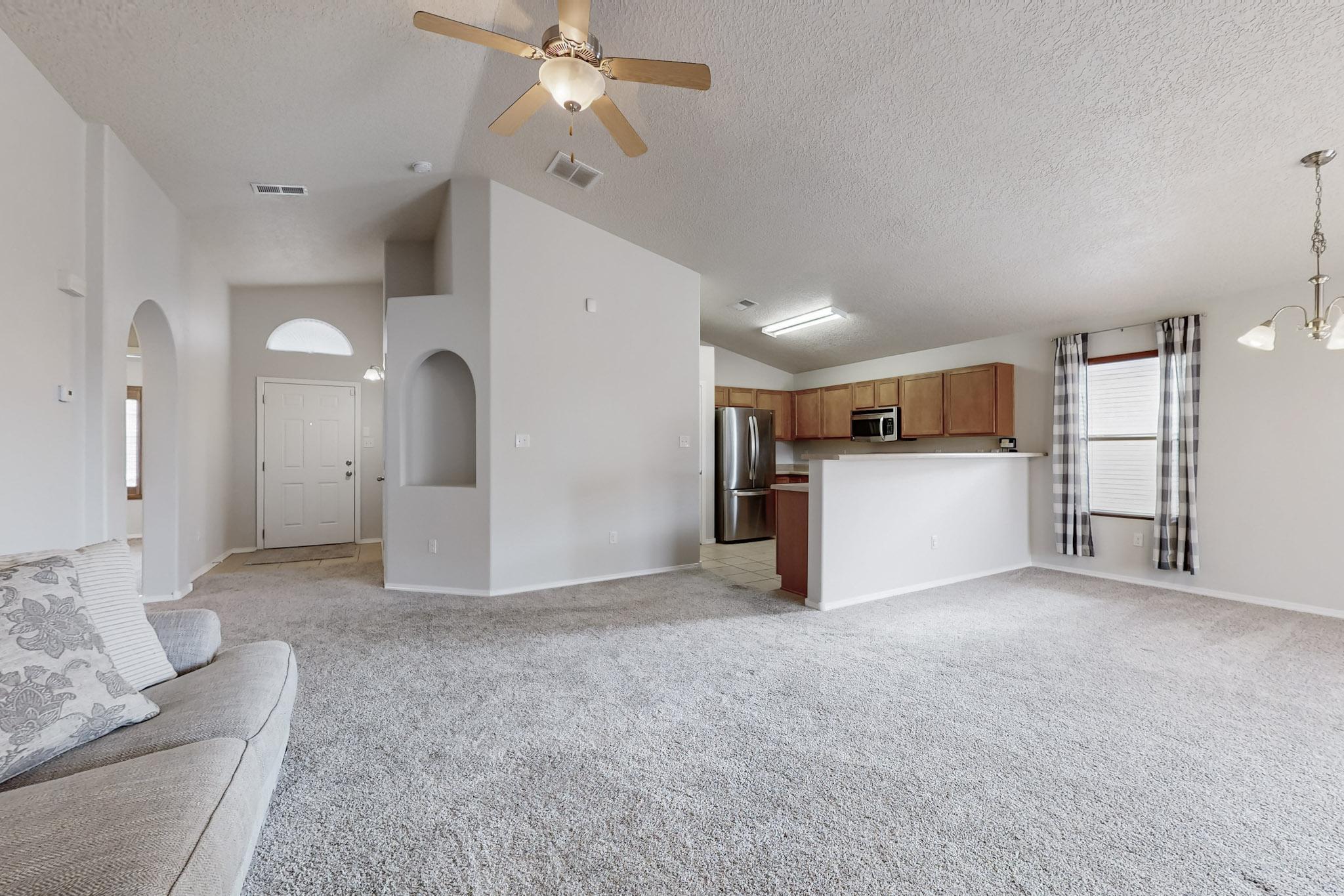 1147 Desert Sunflower Drive, Rio Rancho, New Mexico image 7