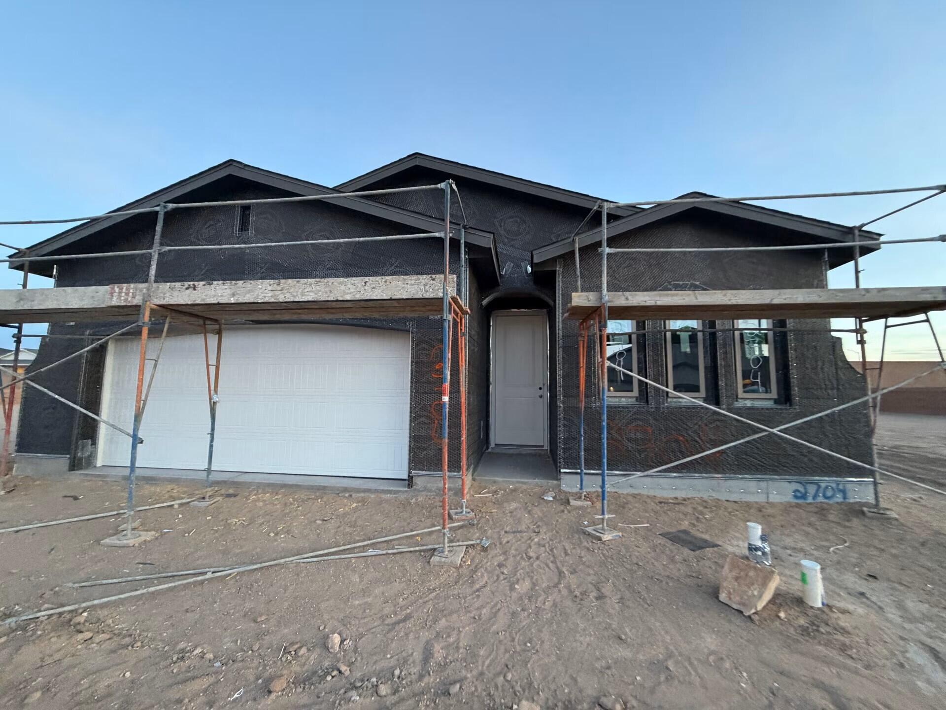 2704 Seaforth Circle NE