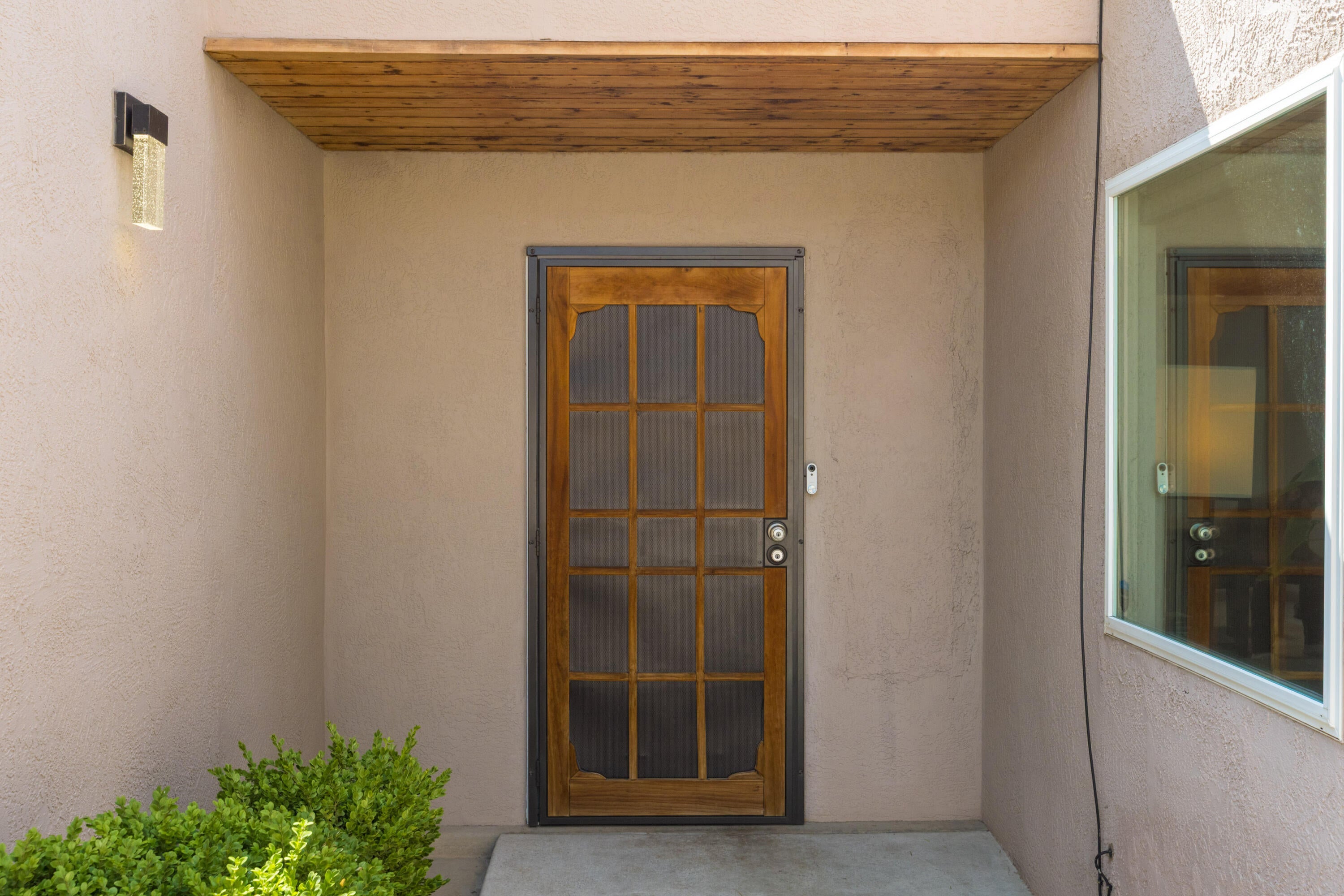 9825 Denali Road NE
