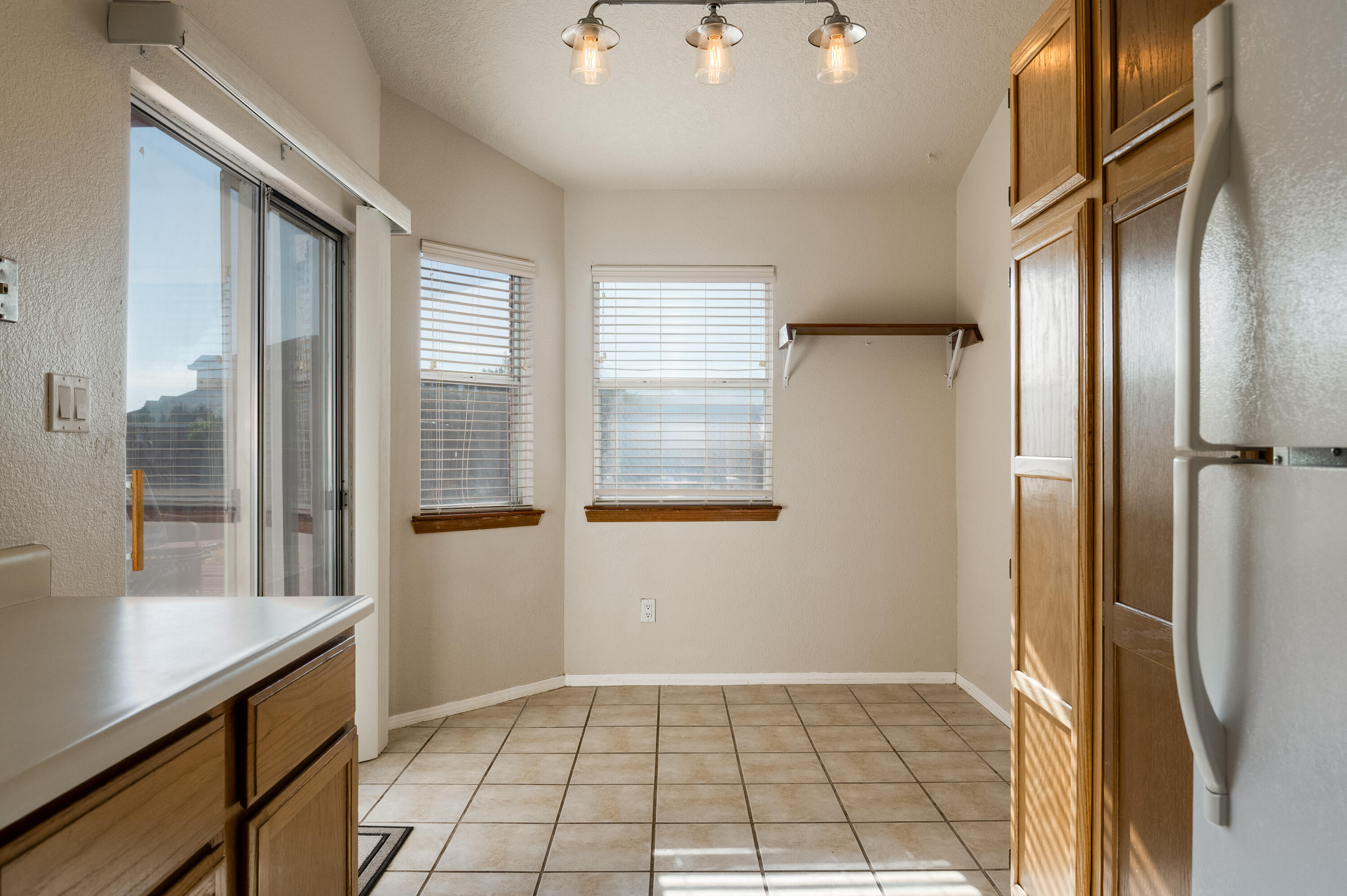 Albuquerque, New Mexico 87120, United States, 3 Bedrooms Bedrooms, ,3 BathroomsBathrooms,Residential,Active,150805