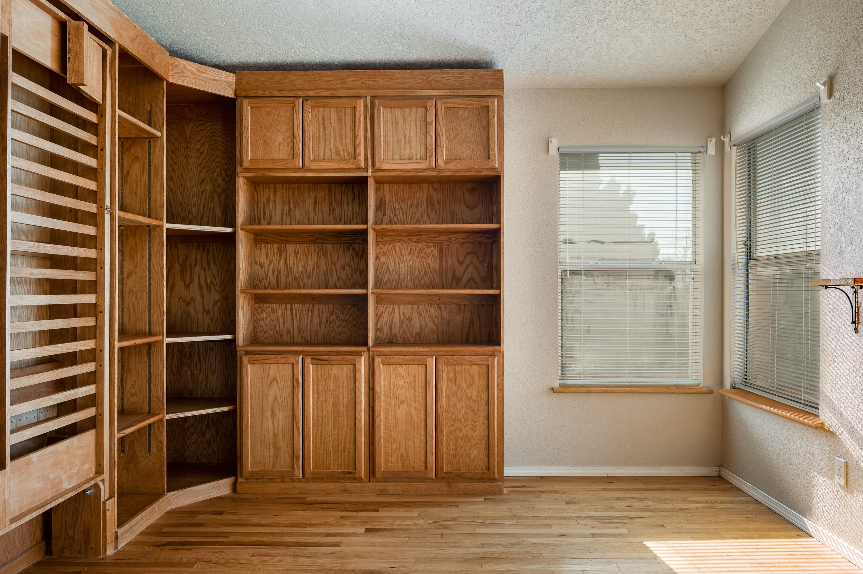 Albuquerque, New Mexico 87120, United States, 3 Bedrooms Bedrooms, ,3 BathroomsBathrooms,Residential,Active,150805