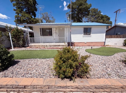 Photo of 1758 39th Street, Los Alamos, NM 87544 (MLS # 1110763)