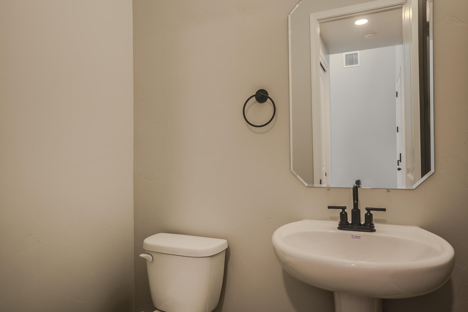 6706 Sydney Drive, Rio Rancho, New Mexico image 23