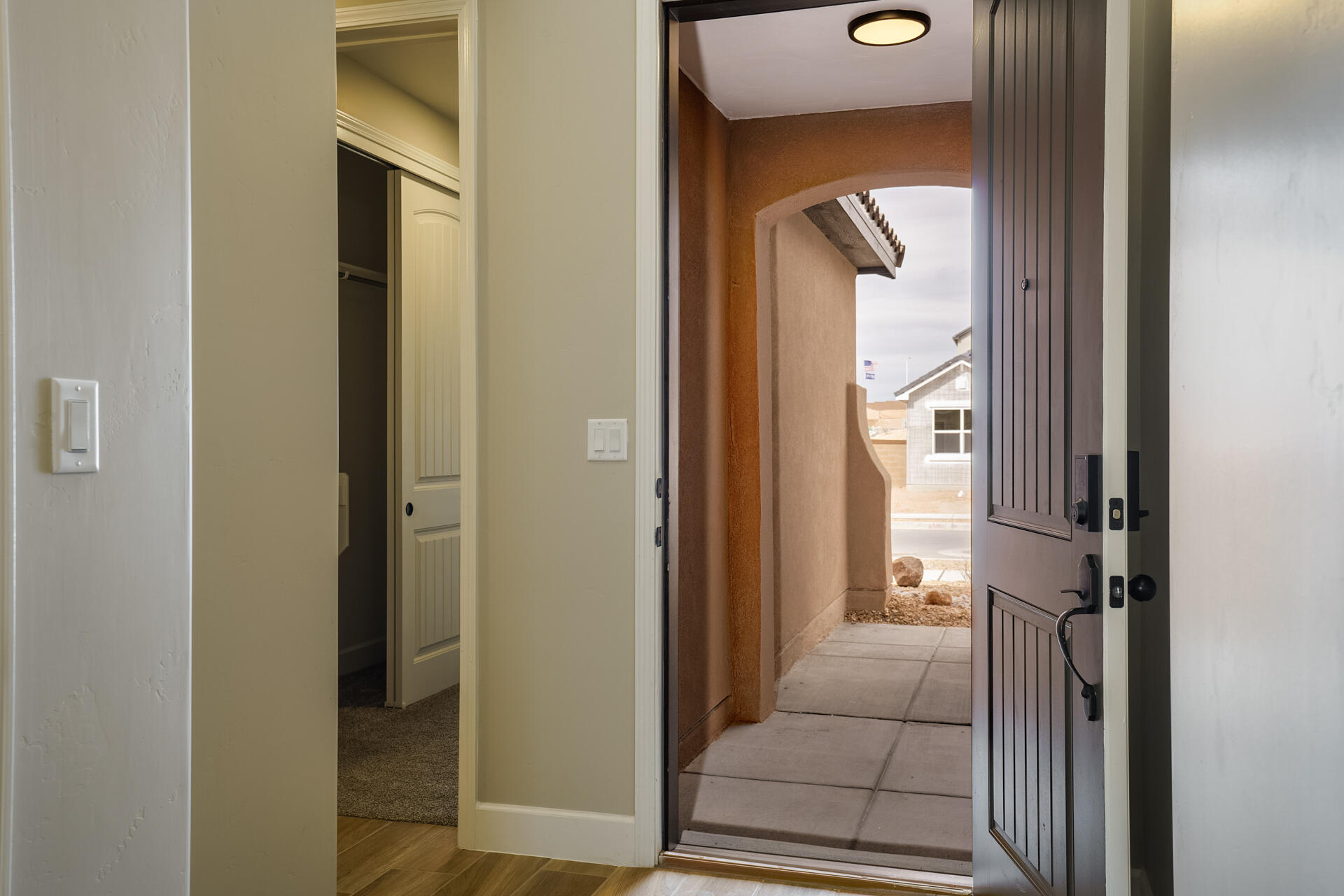 6706 Sydney Drive, Rio Rancho, New Mexico image 2