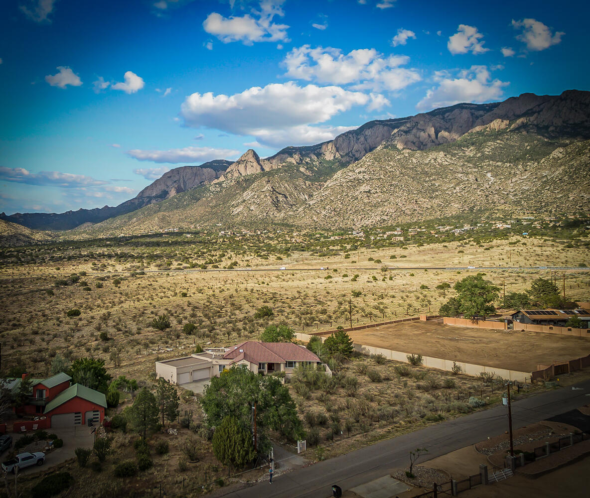12511 Elena Drive, Albuquerque, New Mexico image 4