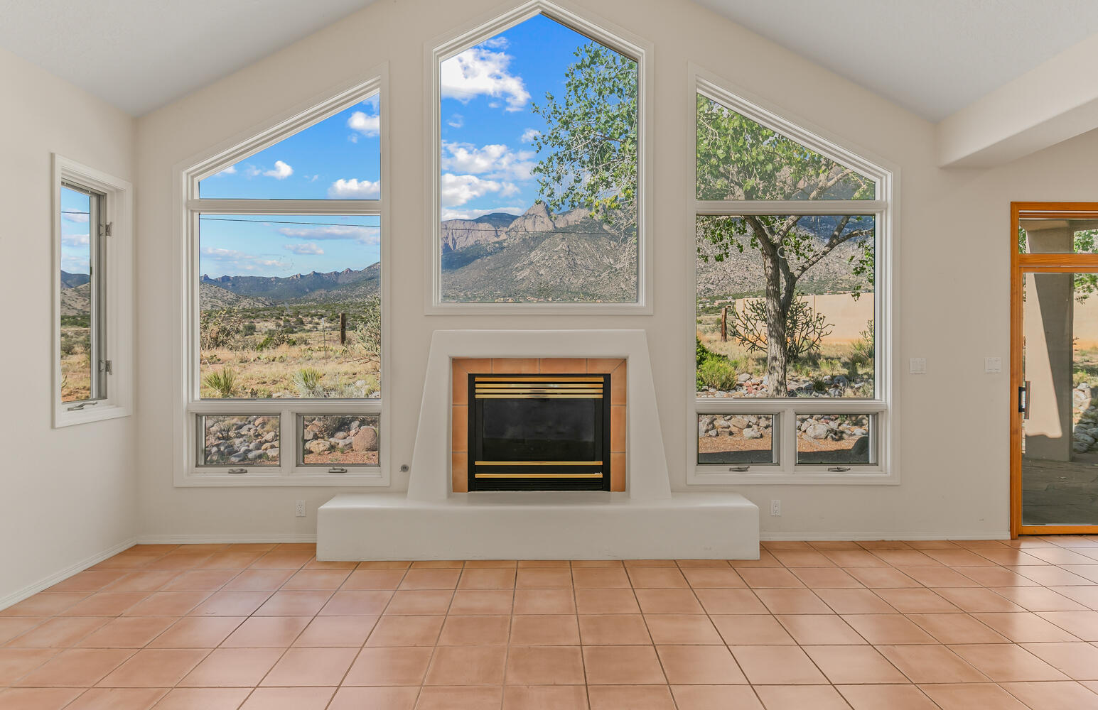 12511 Elena Drive, Albuquerque, New Mexico image 9