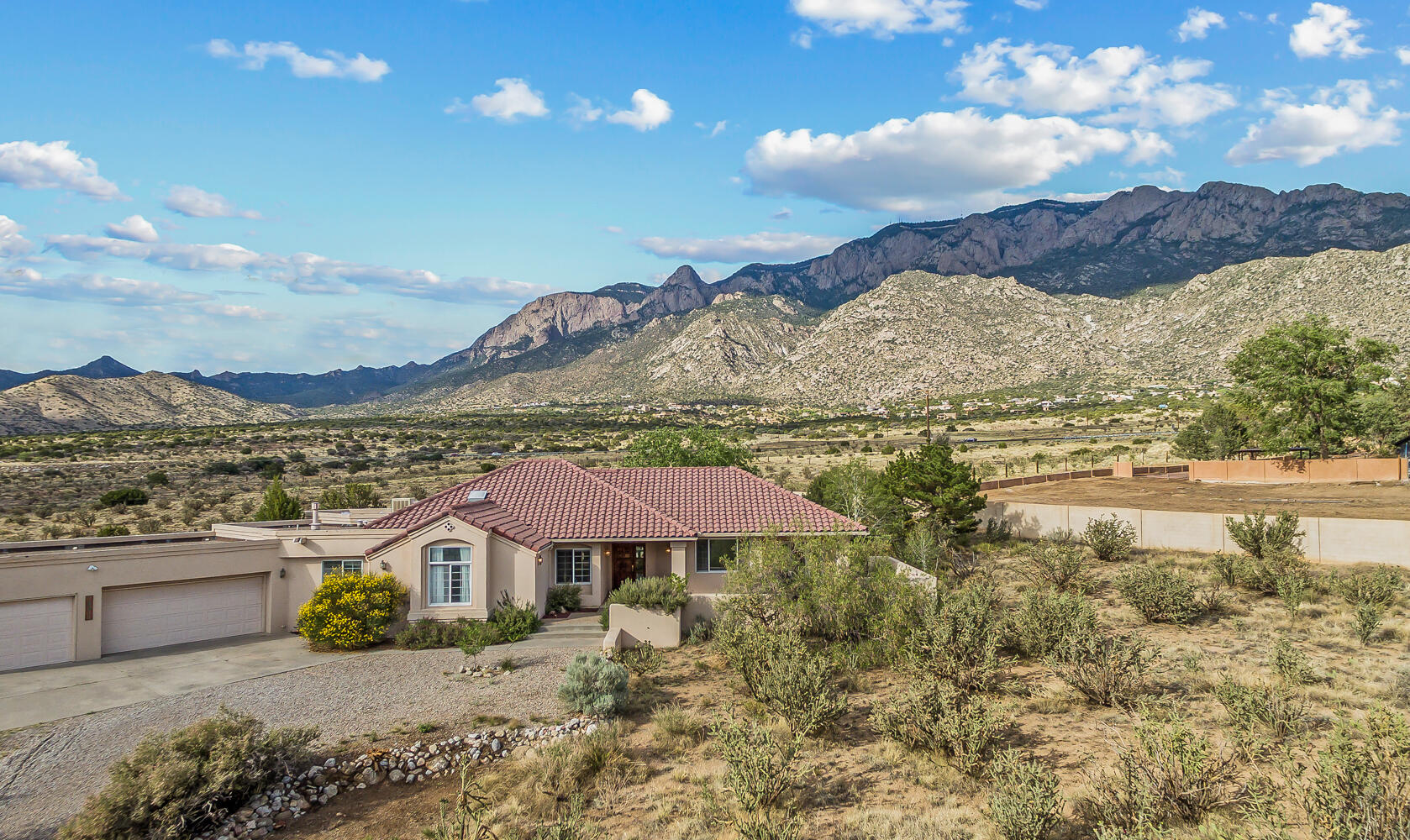 12511 Elena Drive, Albuquerque, New Mexico image 3