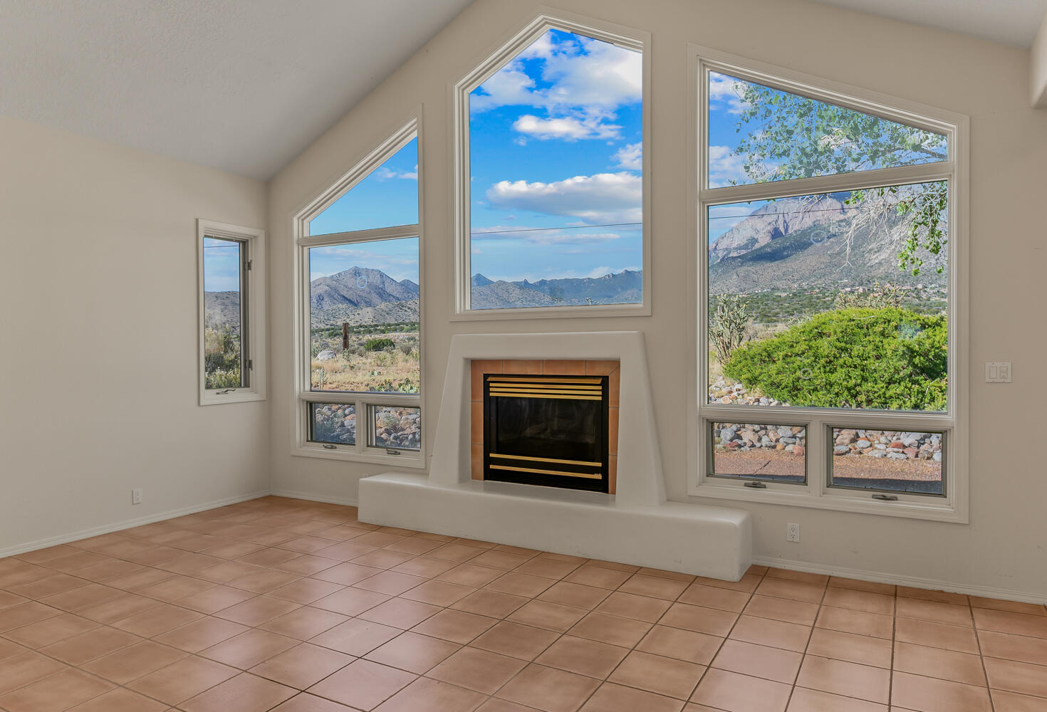 12511 Elena Drive, Albuquerque, New Mexico image 8